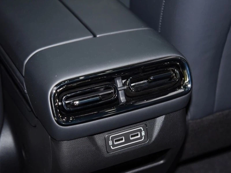 aion s max LCD screen aion s max LCD screen